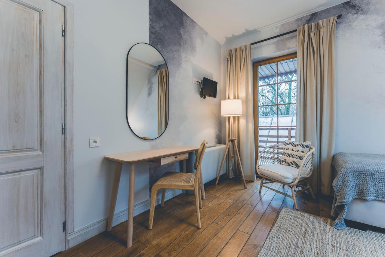 Hotel Lubinowe Wzgorze - Wioska Zdrowia Nałęczów Esterno foto